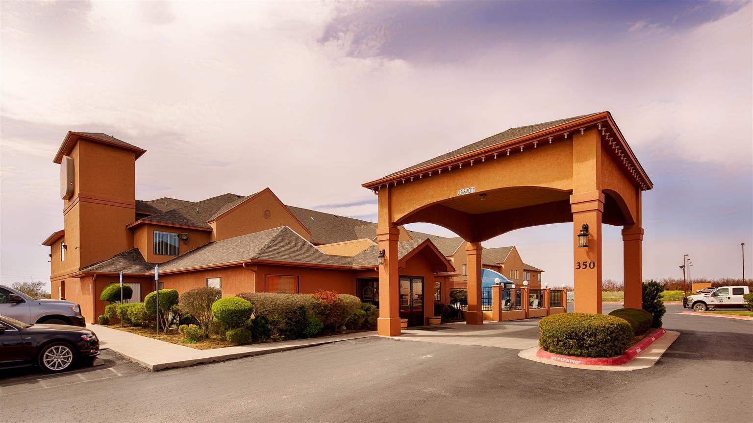 Western Inn&suites Hotel
